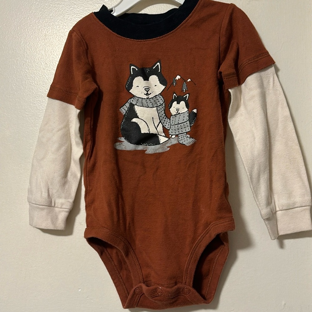 Baby bodysuit